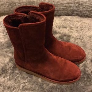 Ugg Abree short boots
